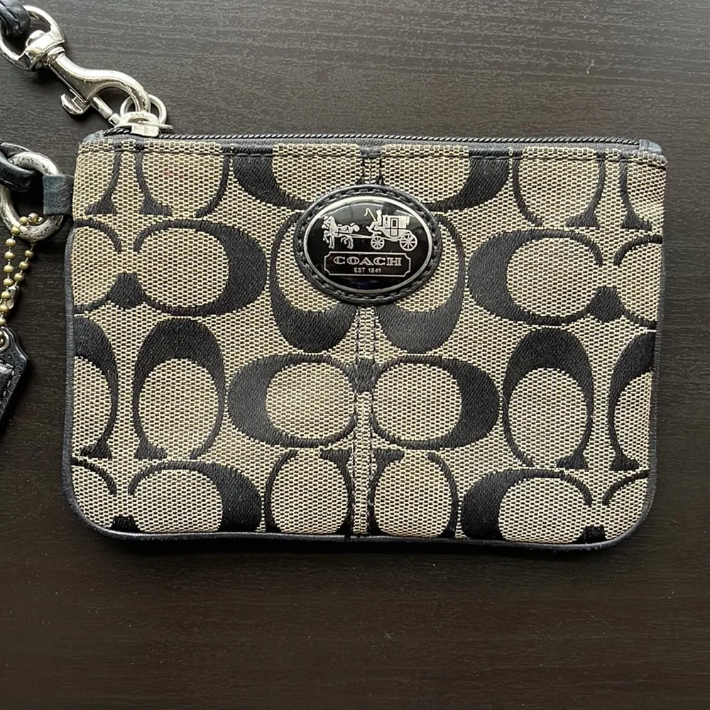 COPY - Coach Signature Print Black and Tan Wristlet Wallet Purse